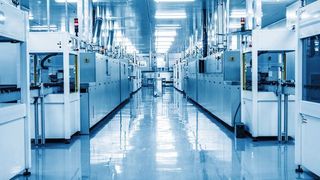 Mit der Funktion des variablen Peripherieausbaus eines Feldbusknotens lassen sich diverse Varianten einer Maschine realisieren – ohne viel Aufwand. (Wago; ©kalafoto - stock.adobe.com)