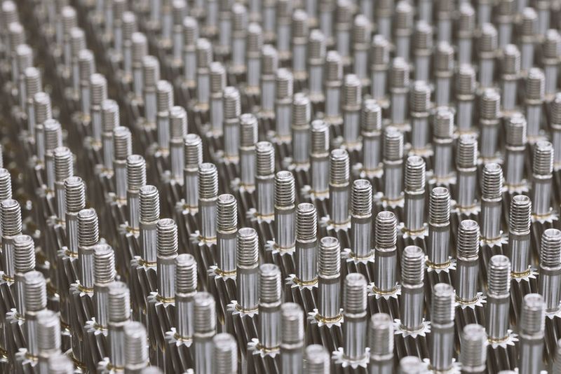 Kleine wie auch grosse Bauteile werden in Serie, jedoch noch häufiger als Prototypen, Einzelteile und Kleinserien gefertigt. Die Bandbreite kennt keine Grenzen. (mariobaronchelli.ch)
