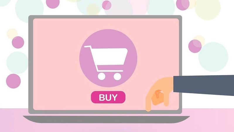 A new study from Aalto University links frequent online shopping, social media use, and gaming with higher stress levels, highlighting how different online activities affect well-being in markedly different ways.(Source:  free licensed /  Pixabay)