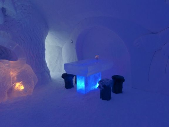 Eisbar im Schneeschloss (Archiv: Vogel Business Media)