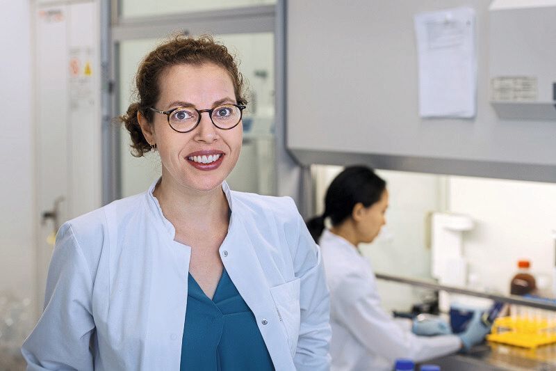 DZIF-Professorin Christina Zielinski in ihrem Labor an der Technischen Universität München. (Andreas Heddergott / TUM)