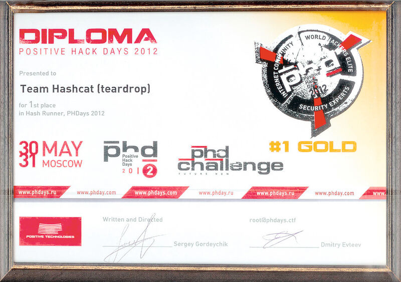 Siegreich: Das virtuelle Team Hashcat findet sich zu internationalen Hash-Cracking-Wettbewerben zusammen - und geht dabei des Öfteren als Sieger durchs Ziel. So wie beispielsweise beim Wettbewerb der in Russland stattfindenden Positive Hack Days 2012. (Jens Steube)