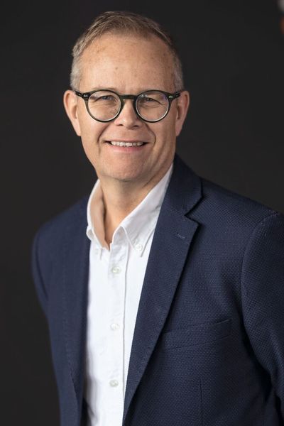 Ex-Kuka-CEO kommt zu Proglove: Stefan Lampa hat am 1. März seine neue Position als CEO von Proglove angetreten. Er folgt auf Andreas König, der aus persönlichen Gründen abtritt. Lampa war zuvor in leitenden Positionen bei großen, renommierten Automatisierungs- und Logistikunternehmen wie ABB, Kuka Roboter und Cargotec tätig. (Bild: Joerg Reuther Fotografie)