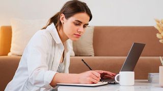 Berufliche Weiterbildung ist ein zunehmend wichtiger werdendes Thema – mit der richtigen Strategie profitiert das gesamte Unternehmen. (Bild: gemeinfrei)