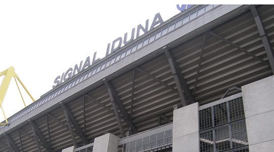Für die Presse-Präsentation hatte sich der Importeur den Signal Iduna Park ausgesucht, das Stadion von Borussia Dortmund. (Archiv: Vogel Business Media)