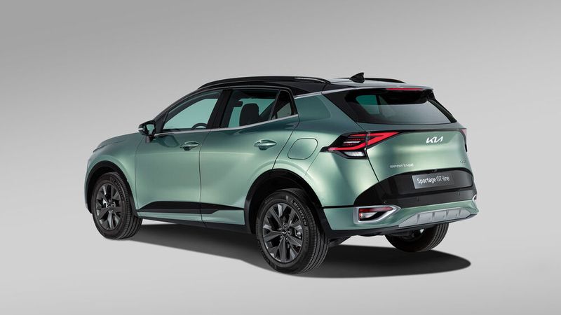 Der neue Kia Sportage hat neben seinen futuristischen Elementen wie den Leuchtgraphiken aber auch etwas Kerniges. (Bild:Kia)