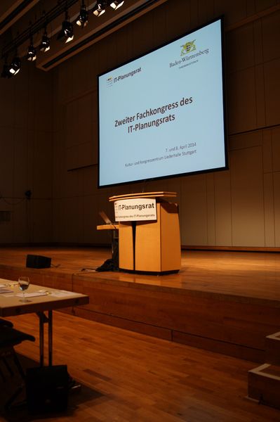 Gleich beginnt der Kongress (Foto: mk)