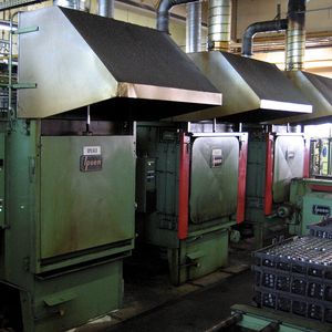 Mit Erdgas befeuerte Ofenanlagen zählen zu den wichtigsten Produktionsmitteln der Hanomag-Lohnhärtereibetriebe.