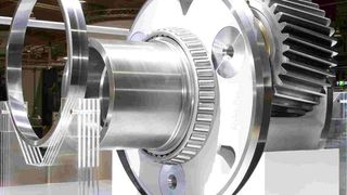 Hohe Anforderungen: An Wälzlager in Windkraftanlagen der Megawatt-Klasse, wie hier in einem Planetengetriebe des Hauptantriebs, werden hohe Anforderungen gestellt. Bilder: NSK (Archiv: Vogel Business Media)