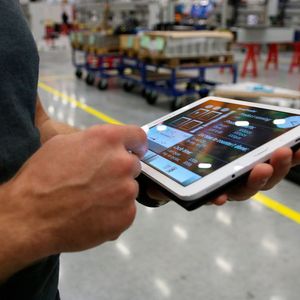 Was bringt Industrie 4.0 für die Blechbearbeiter? Die Antwort auf diese Frage ist noch lange nicht abgeschlossen.