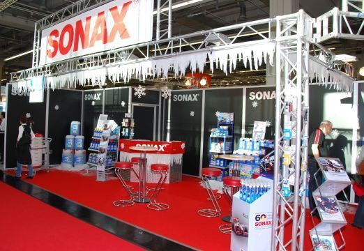 Am Stand von Sonax hat der Winter schon begonnen. (Archiv: Vogel Business Media)
