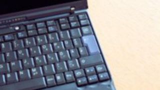 Volle Leistung von Notebook-Akkus hält oft maximal ein Jahr  (Foto: aboutpixel.de/Peter Adelskamp)