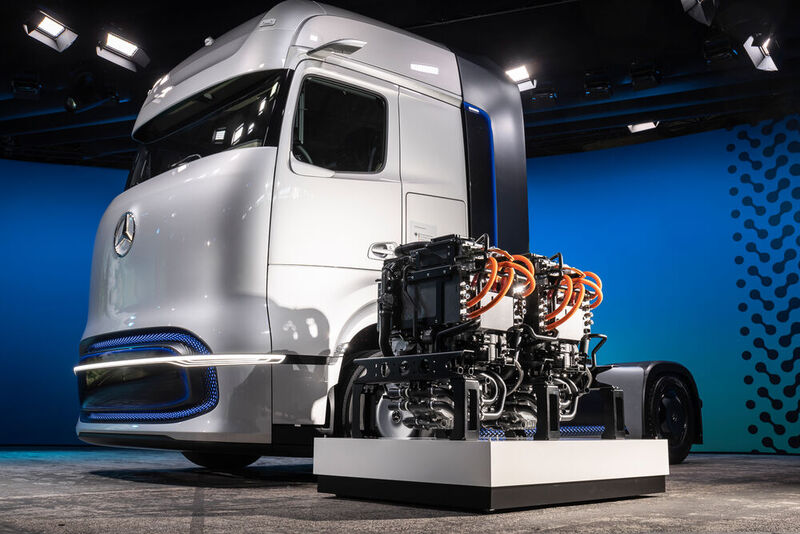 Der Konzept-Brennstoffzellen-Lkw „GenH2“ soll „ab der zweiten Hälfte des Jahrzehnts“ erhältlich sein.