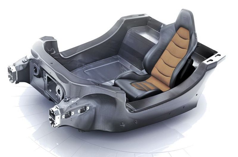 McLaren Automotive hat die CFK-Struktur der Fahrgastzelle vom siegreichen Rennwagen auf das Modell MP4-12C übertragen.  Bild: McLaren Automotive (Archiv: Vogel Business Media)