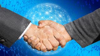 Pixabay-handshake-GerdAltmann.jpg (Parasoft® Deutschland GmbH)