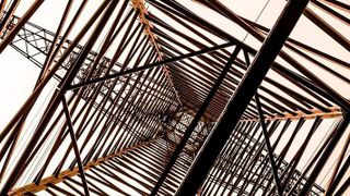 Hohe Energiepreise belasten Zulieferer. Diese fodern nun einen Industriestrompreis. (Bild: gemeinfrei)