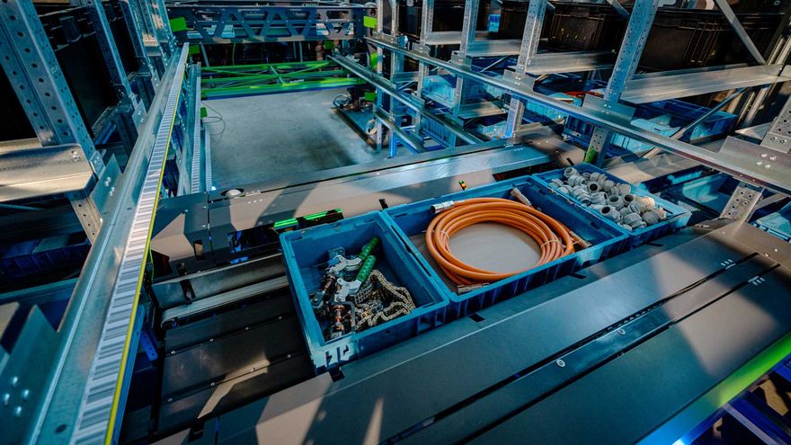 fb-compact-shuttle-kleinteile-intralogistik-loesungen-fb-industry-automation.jpg (Fb Industry Automation GmbH)