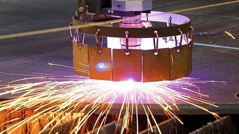 Plasmaschneiden ist produktiv und sorgt für saubere, glatte Schneidkanten.  (ERL Automation)