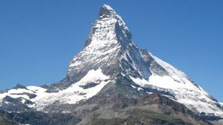  (Bild: Andrew Bossi unter CC BY-SA 2.5 Lizenz, http://de.wikipedia.org/wiki/Matterhorn)
