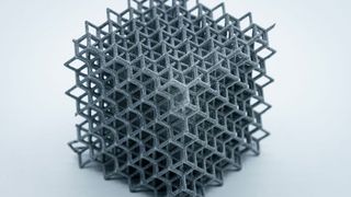 Mit der Selective Absorption Fusion hergestelltes Testbauteil. (Bild: Jan Christoph Janhsen / Fraunhofer IPA)