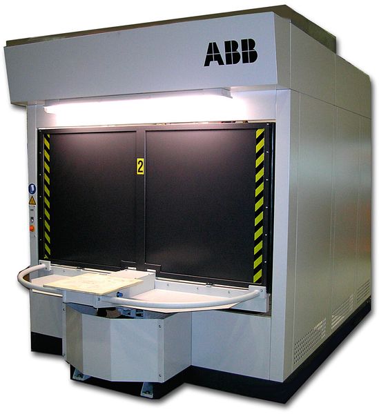 Die Schiebetorzelle ist eine preiswerte Lösung zum Fügen zweidimensionaler Bauteile. (Bild: ABB)