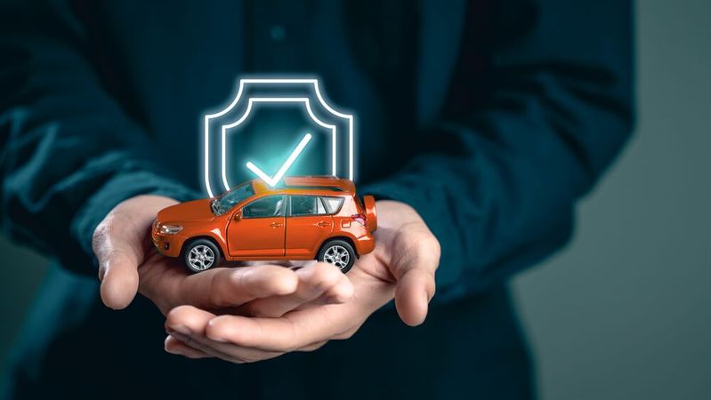 Garantien sind für den Handel wichtige Argumente beim Fahrzeugverkauf. Nach der Element-Pleite reagierte Multipart schnell und händlerfreundlich, um einem Vertrauensverlust vorzubeugen.(Bild:  © Take Production – stock.adobe.com)