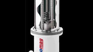 Aus Flüssigkeiten entfernt der Magnetfilter Automag Eisen- und Stahlpartikel sowie paramagnetische Partikel aus Edelstahl, Hartmetall und Korund.  (Bild: Friess)