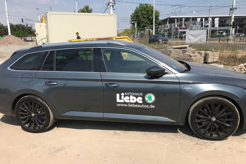 … möglichst viele Menschen mit einem Skoda oder auch einem Fremdfabrikat vorfahren. (Bild: Michel / »kfz-betrieb«)