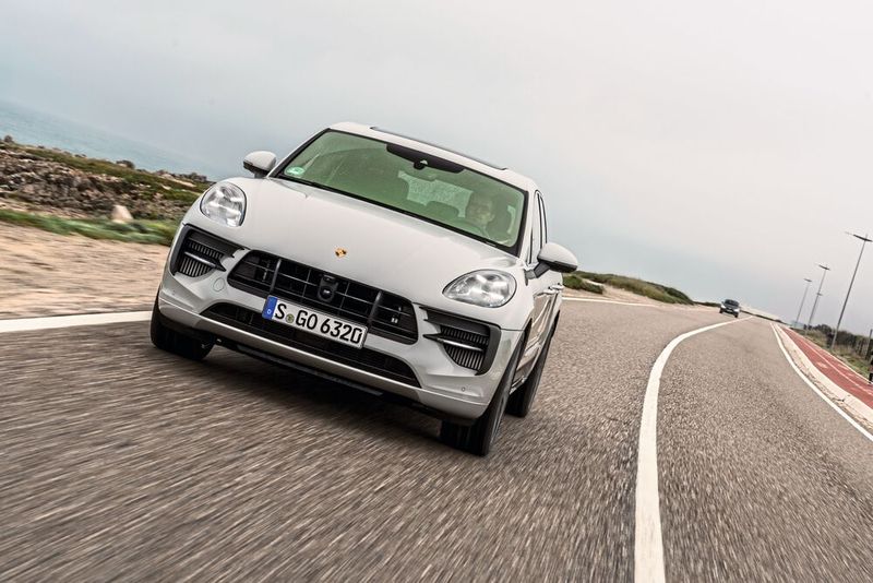 Der neue 2,9-Liter-V6-Biturbo mobilisiert 280 kW/380 PS und 520 Newtonmeter Drehmoment und damit 15 kW/20 PS mehr als bisher. (Bild: Porsche)