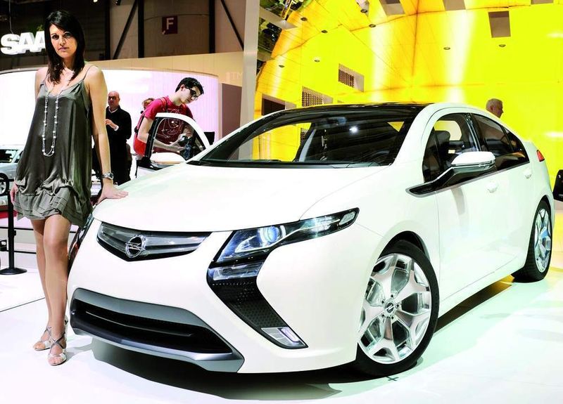 Der mit dem Chevrolet Volt baugleiche Ampera soll künftig den Opel-Blitz elektrifizieren. (Archiv: Vogel Business Media)