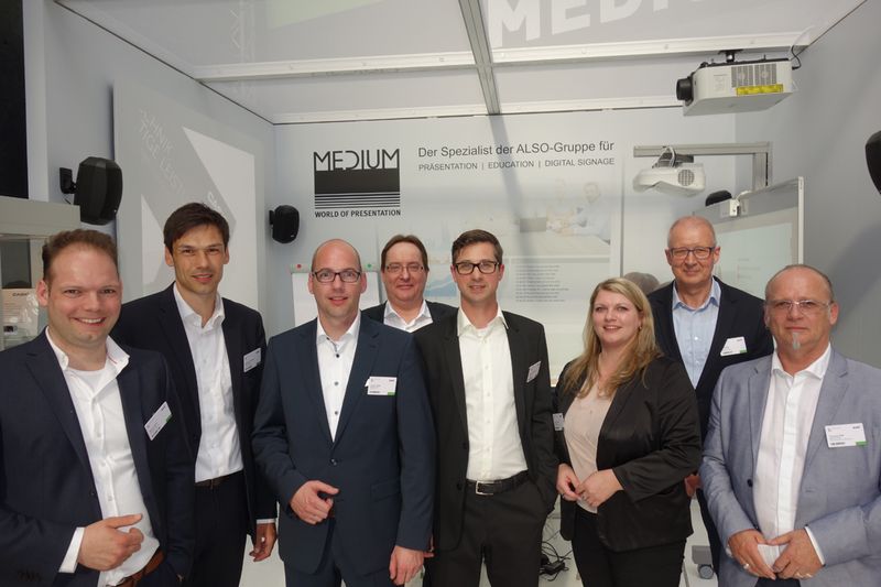 Das Medium Team weiß, wie man sich am Besten von der Schokoladenseite präsentiert. (Bild: IT-BUSINESS)