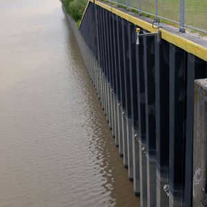 Radarsensoren messen die Pegel im Papenburger See- und Binnenhafen