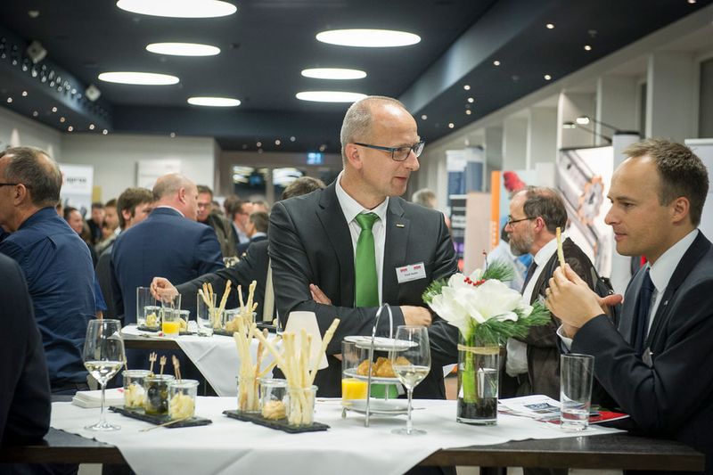 Der SMM-Kongress bot Gelegenheit zum Networking. (Bild: Thomas Entzeroth)