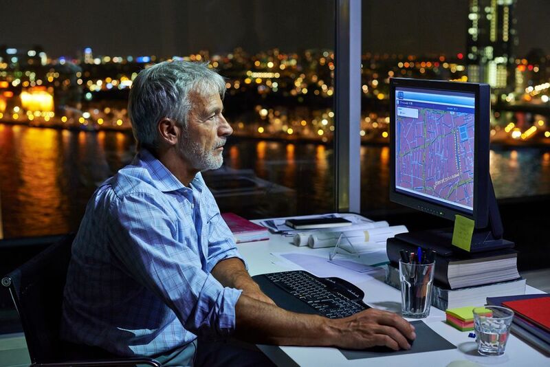 Über das webbasierte System CityTouch können Kommunen und Städte ihre gesamte Straßenbeleuchtung über ein zentrales Dashboard überwachen. (Philips)