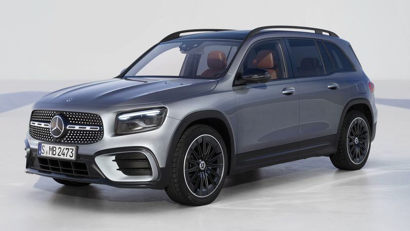 Bei beiden Modellen wurden Kühlergrill und Frontschürze leicht modifiziert. (Bild: Mercedes-Benz)