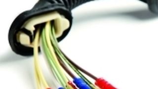 Mit dem Rep-Cab lassen sich Kabel im Bereich von Türen und Kofferraumdeckeln reparieren. (Archiv: Vogel Business Media)