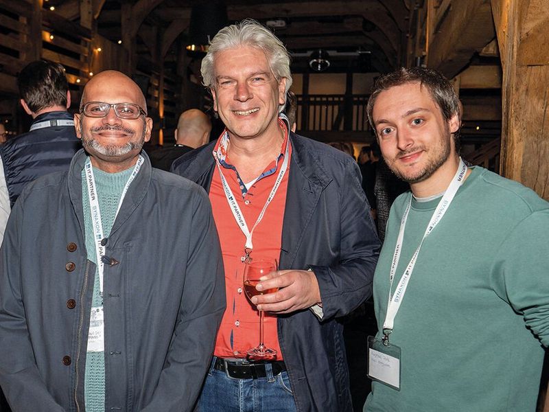 V. l.: Rui Sergio Pinto Barreto (Synaxon), Karsten Zygowski (Cas_Data), Raphael Pertl (EWC-Easywarecomputer) (Bild: Valentin Diehl)