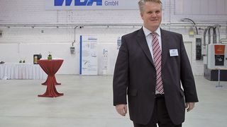 „Wir wollen praxisrelevante Forschung machen”, erklärte Dr. Wolfgang Boos, Geschäftsführer der Aachener Werkzeugbau Akademie GmbH.  (Bild: Kroh)