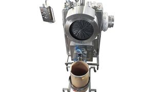 De Dietrich Process Systems präsentiert seine neue Drum Dock Station mit der DIT-Lösung für die sichere Handhabung von Pulvern (Dietrich Process Systems)