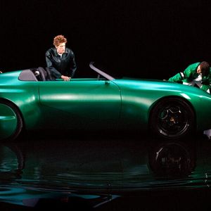 Zu den Besonderheiten des Umbaus gehört auch eine Lackierung in einem ungewöhnlichen Grünton.(Bild: Porsche)