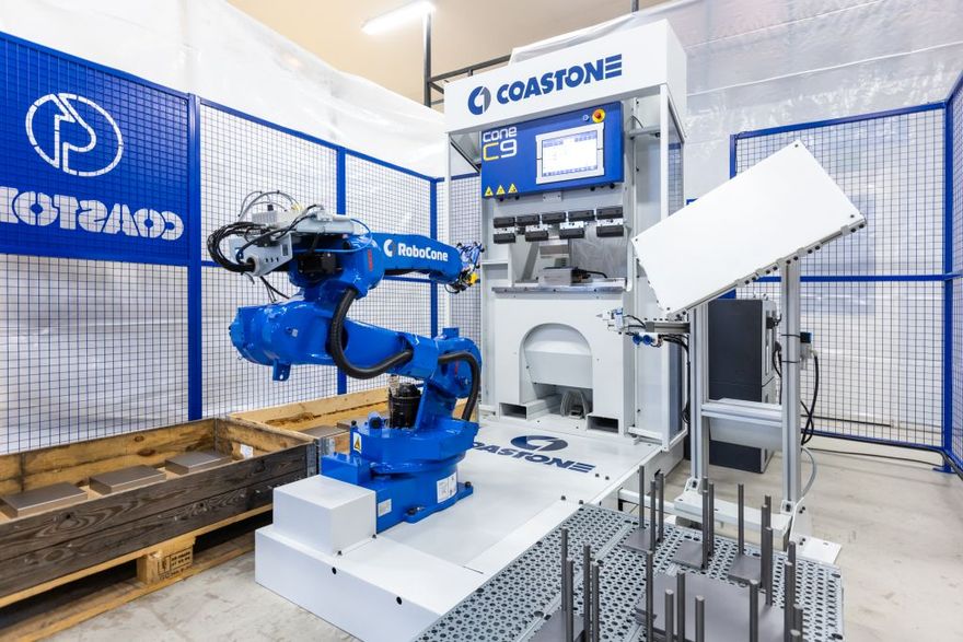 RoboCone Abkantpresse C9 mit Roboter_4.jpg (CoastOne Oy)
