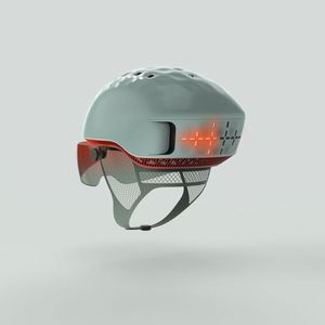 Gyrosensoren erkennen automatisch die Manöver des Fahrers, um die Bremslichter einzuschalten. (Bild:  nFrontier)