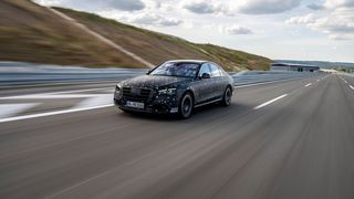 Die neue S-Klasse wird digitaler, aerodynamischer, sparsamer und sicherer.  (Bild: Daimler)