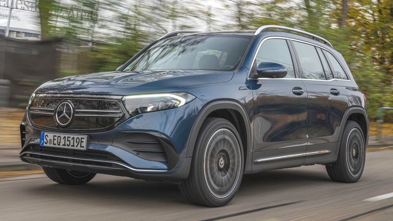 Seit Ende 2021 bietet Mercedes das Kompakt-SUV GLB in der Elektroversion EQB an. (Bild: Mercedes-Benz)