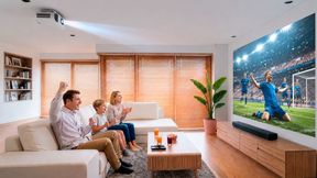 Der 4K-Laser-Heimkino-Projektor EH-LS6000 und seine Schwestermodellen EH-LS5000, EH-LS7000 und EH-LS7500 sind mit dem  Mediatek-SoC MT9681 ausgestattet. Der mit einer NPU ausgestattete Chip soll mittels der AI-PQ-Technologie Gesichter und Szenen in Echtzeit erkennen und die Darstellung optimieren. (Bild: Epson)