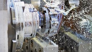 Eine aktuelle Benchmark-Analyse der Dienstleistungen des gesamten Standortes ergab, dass gerade die Bohrwerke der mechanischen Fertigung sehr wettbewerbsfähig arbeiten. (Starrag Group/Ralf Baumgarten)