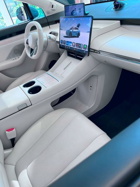 Abbildung 18: Alle Modelle fahren elektrisch, punkten mit schickem Innenraum, können autonom fahren - ohne ruckelige Manöver. (Bild: uo/Vogel IT-Medien GmbH)