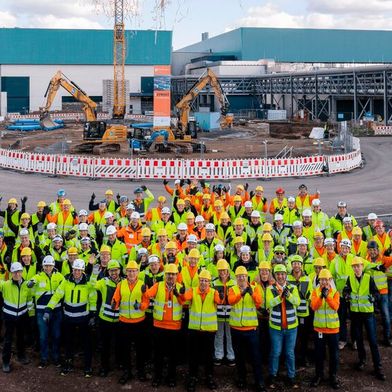 Startschuss für „SPRINT“: Globalfoundries hat am Dienstag, dem 17. März, offiziell den Ausbau seiner Halbleiterfertigung in Dresden begonnen. (Bild: Globalfoundries)