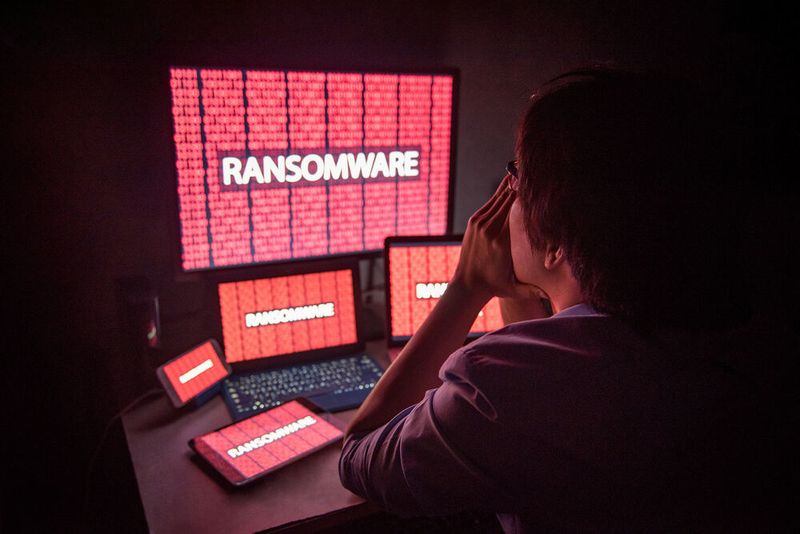 Cyberangriffe auf deutsche Kommunen werden nach der Pandemie nicht verschwinden, sondern eher zum neuen Normal werden, so Carsten Meywirth vom Bundeskriminalamt (©zephyr_p – stock.adobe.com)