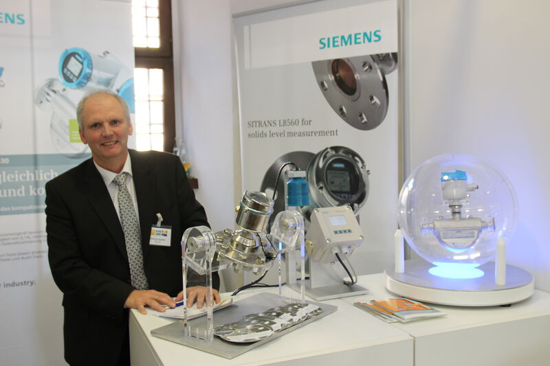 Blick in die Kristallkugel? Industrielösungen für Füllstandsmessungen bei Siemens (Bild: PROCESS)